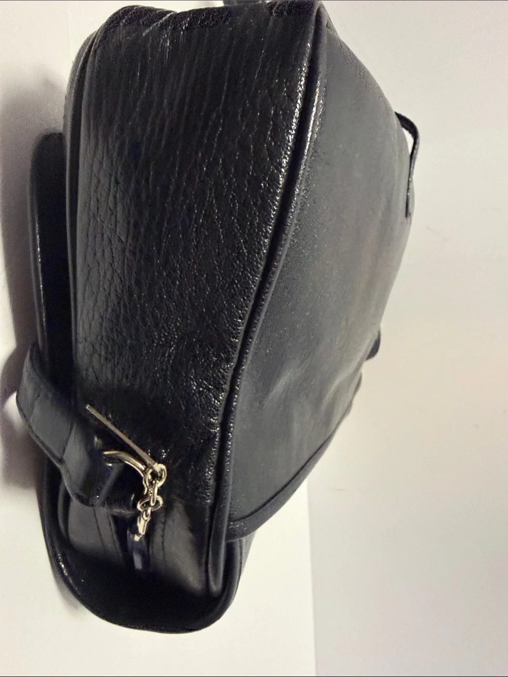 Everyday Black Leather Shoulder Bag - Unbranded